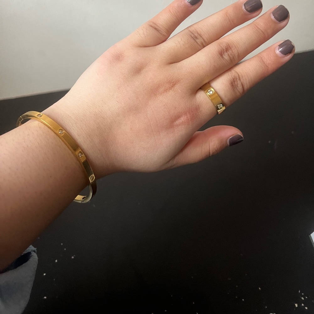 Brand new bracelet and ring set